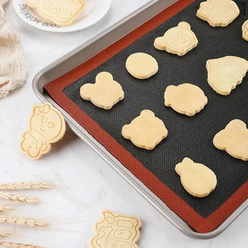 Silicone Breathable Baking Mat Non-Stick High Temperature Resistant Cookie Bread Baking Mat Oven Microwave Kitchen Baking Tools